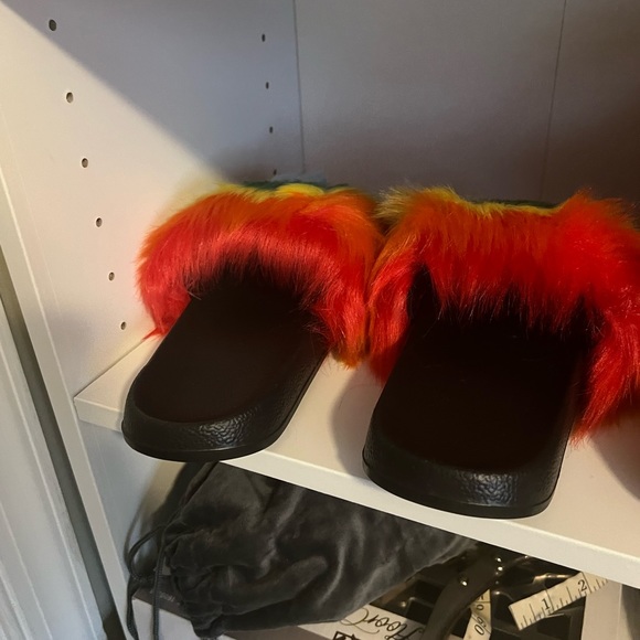 Foux Fur Slides Fluffy slippers open toe - Picture 3 of 5